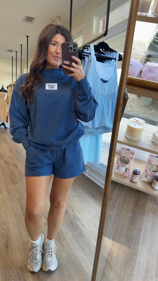 LLM TC Mockneck