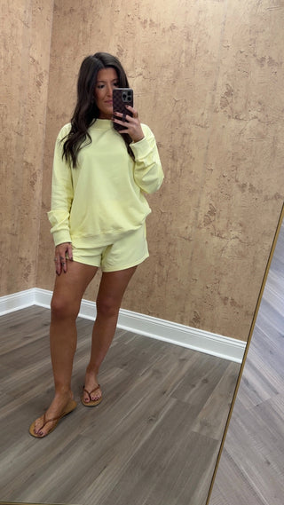 Lemon Mock neck
