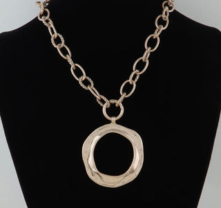 The Everly Necklace